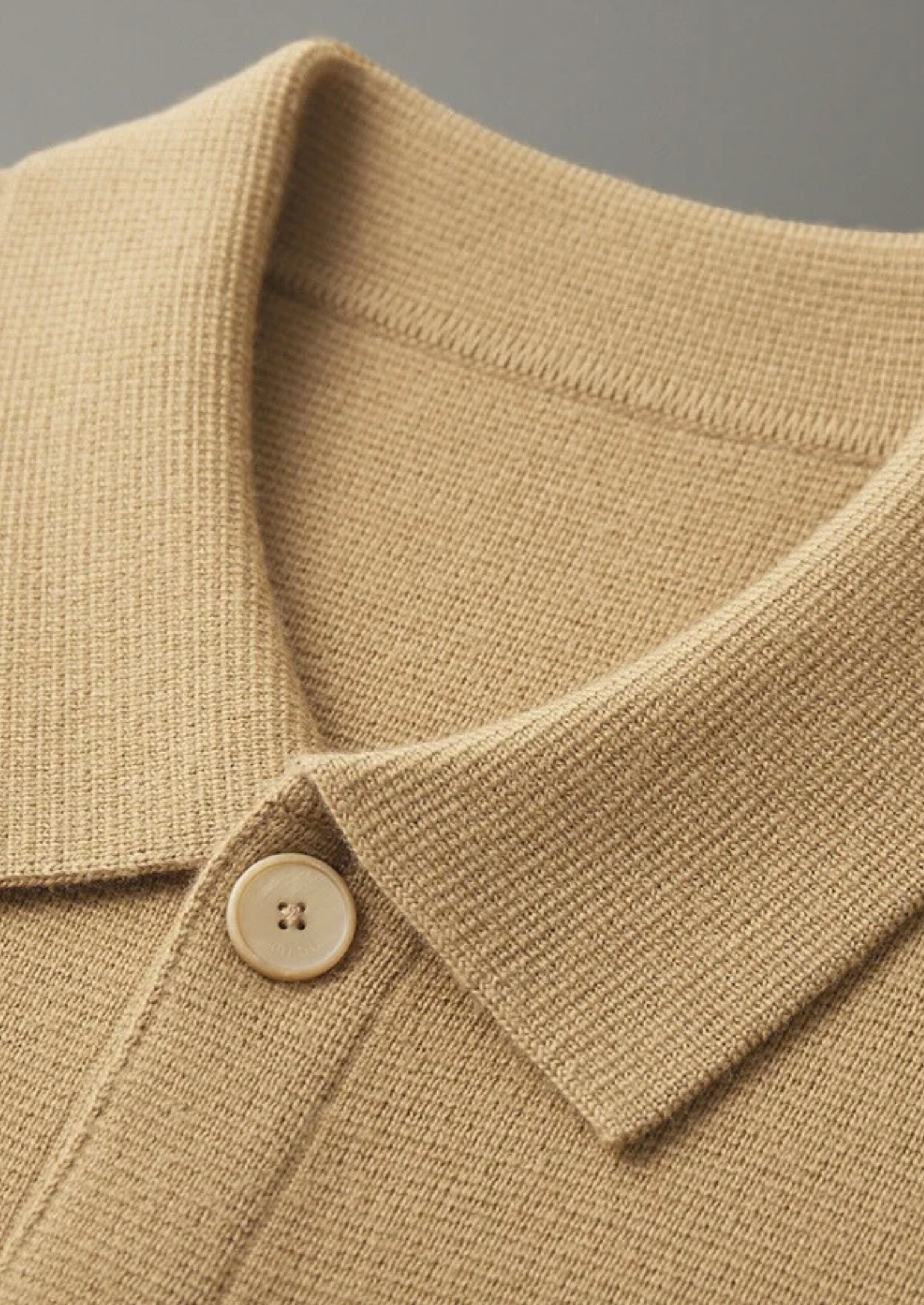 Men’s Button-Front Knit Cardigan with Flap Pockets