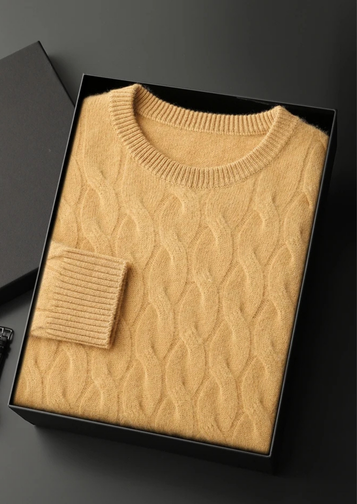 Men’s Wool Cable Knit Crewneck Sweater with Long Sleeves