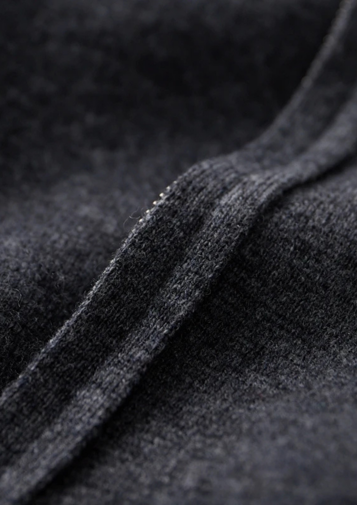 Men’s Cashmere Hooded Tracksuit Set with Full-Zip Closure