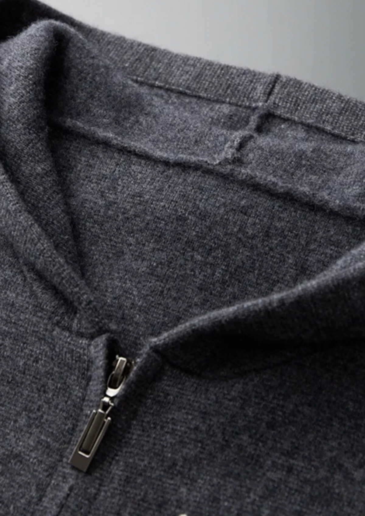Men’s Cashmere Hooded Tracksuit Set with Full-Zip Closure