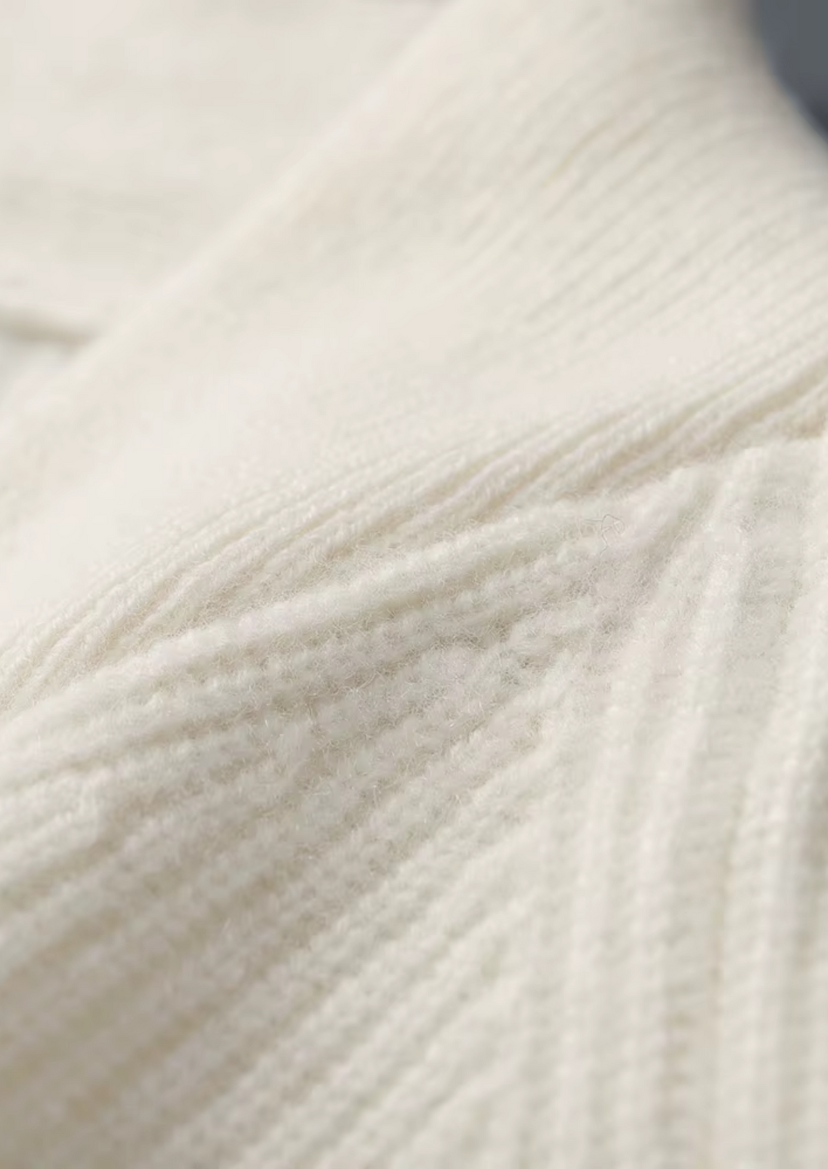 Men's Cashmere Ribbed V-Neck Pullover Sweater