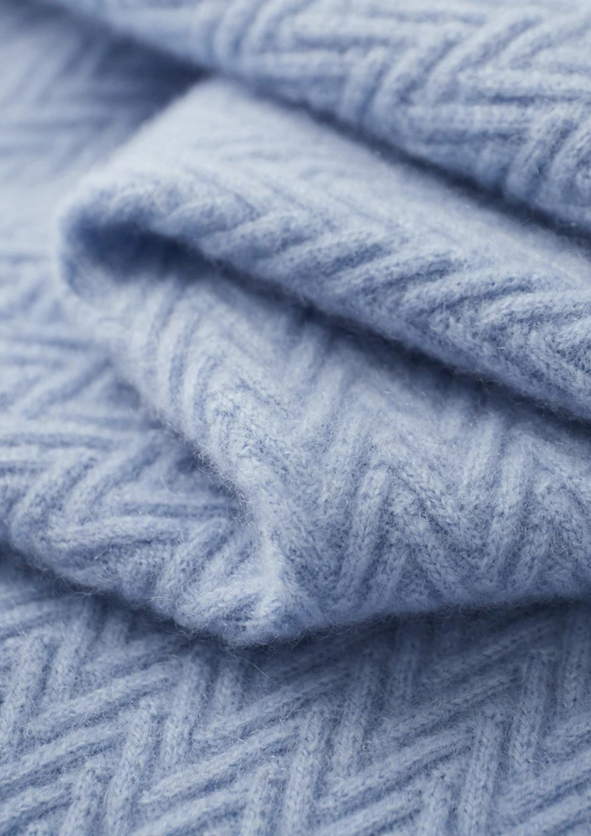 Men’s Cashmere Herringbone Knit Shawl Collar Sweater with Buttons