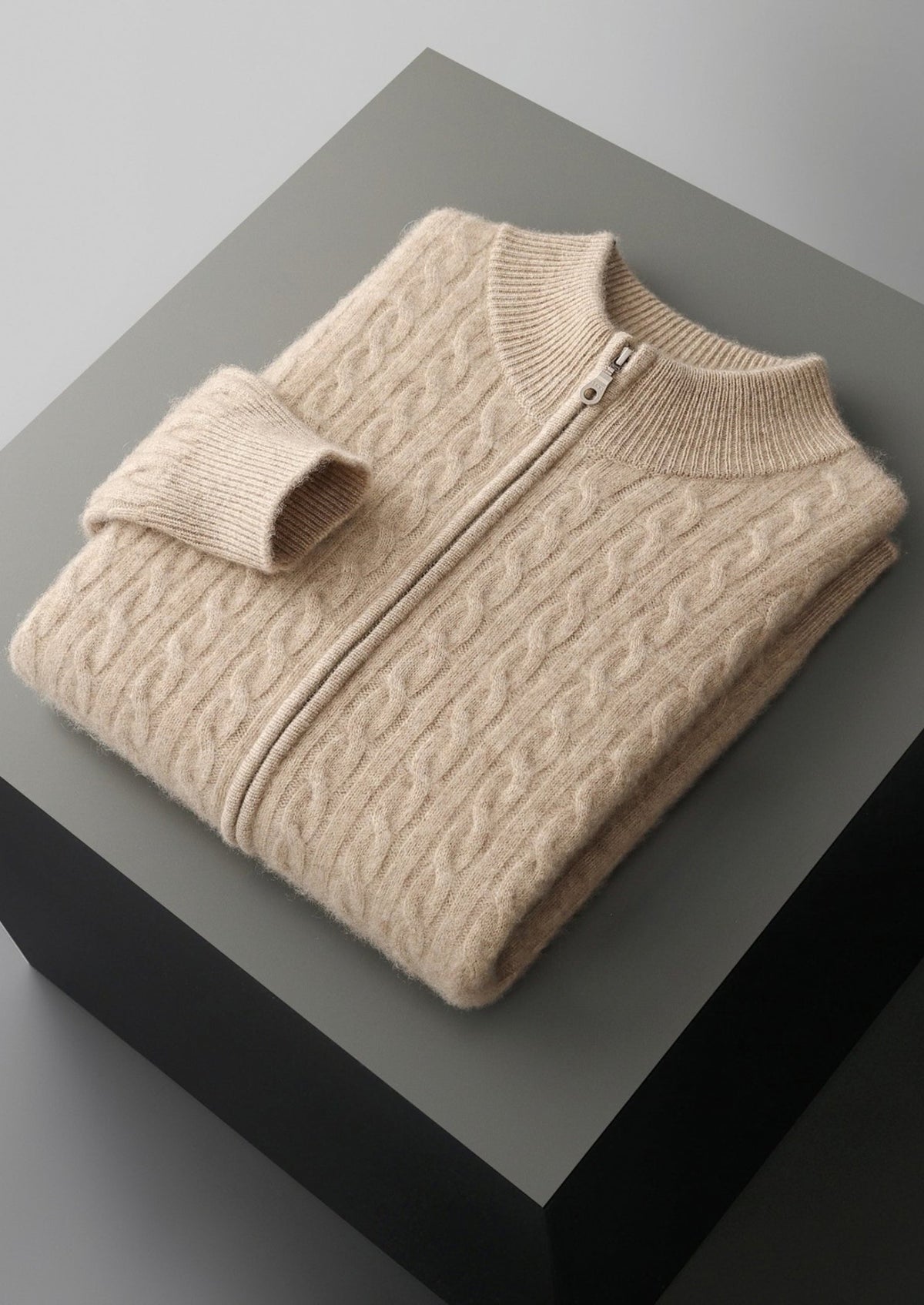 Men's Merino Wool Cable Knit Full-Zip Cardigan