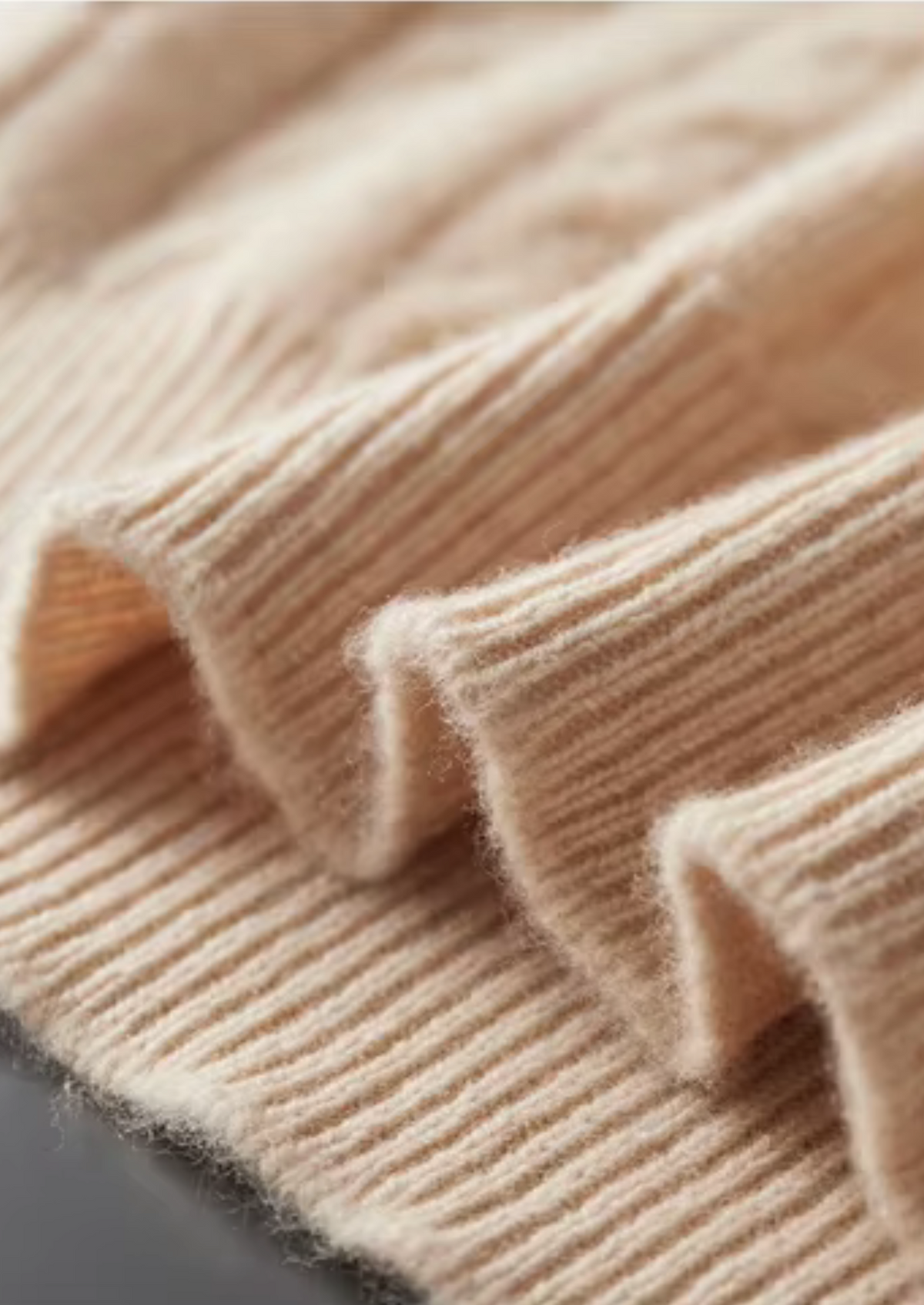 Men's Merino Wool Cable Knit Henley Sweater with Buttons
