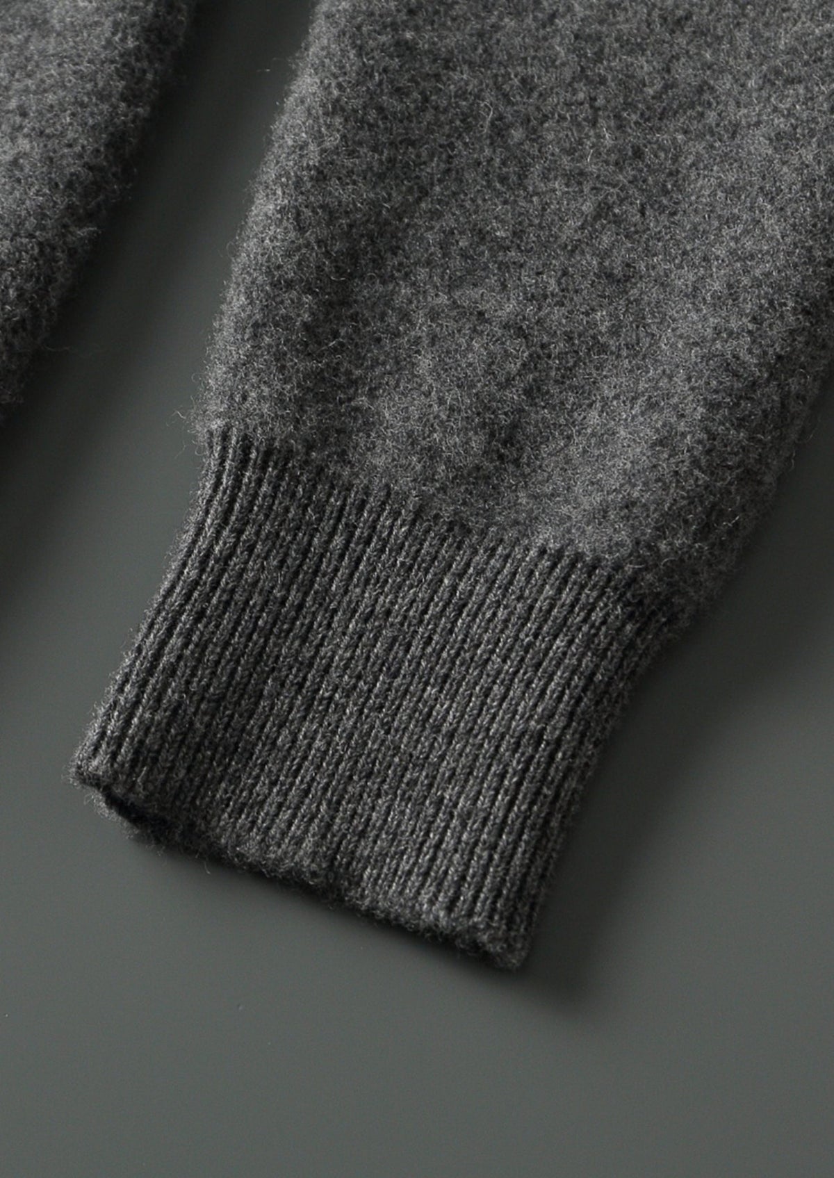 Men's Merino Wool Polo Collar Contrast-Zip Sweater