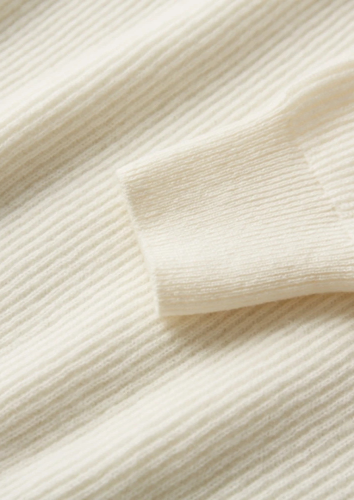 Men’s Cashmere Ribbed Henley Mock Neck Sweater with Buttons