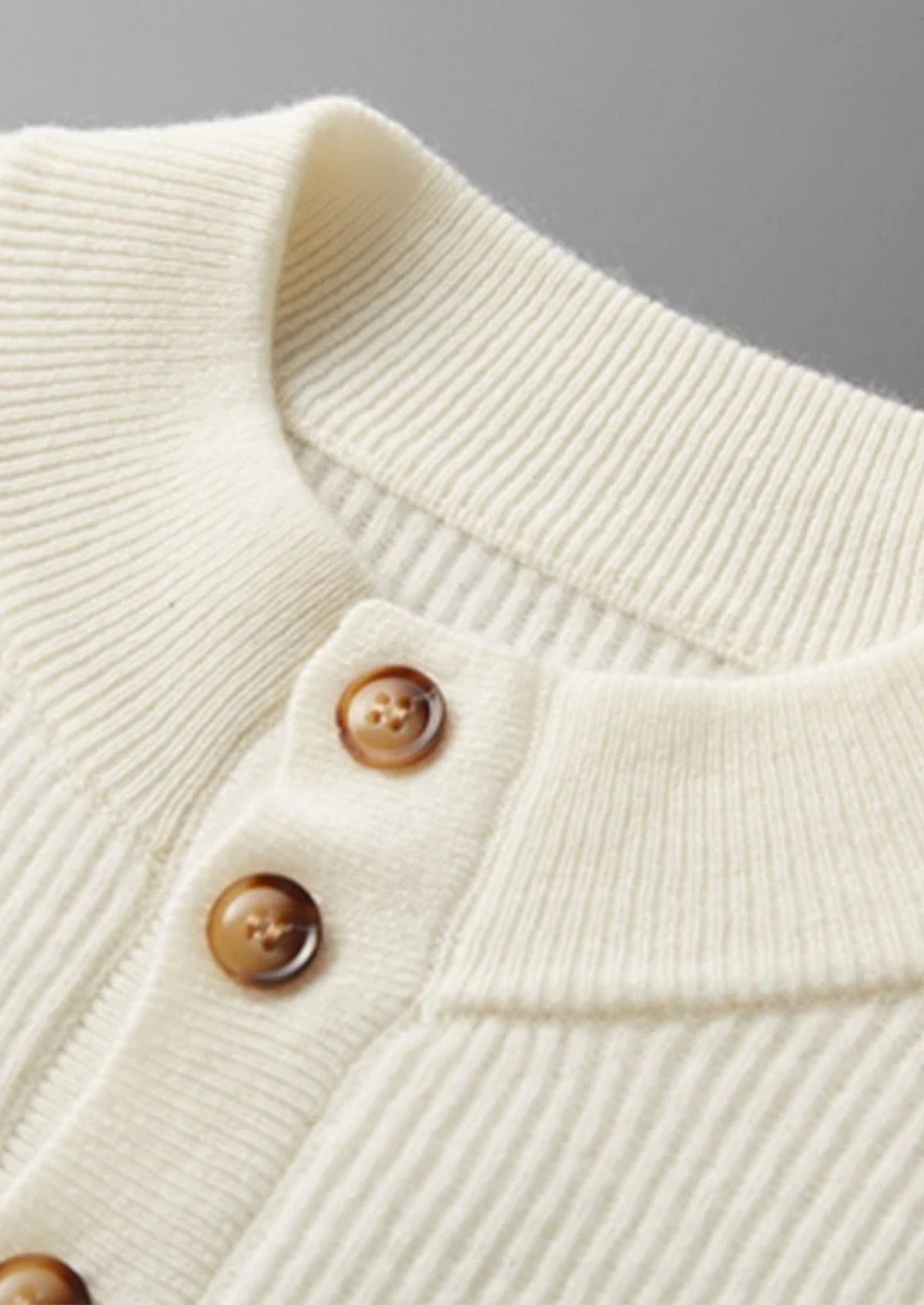 Men’s Cashmere Ribbed Henley Mock Neck Sweater with Buttons