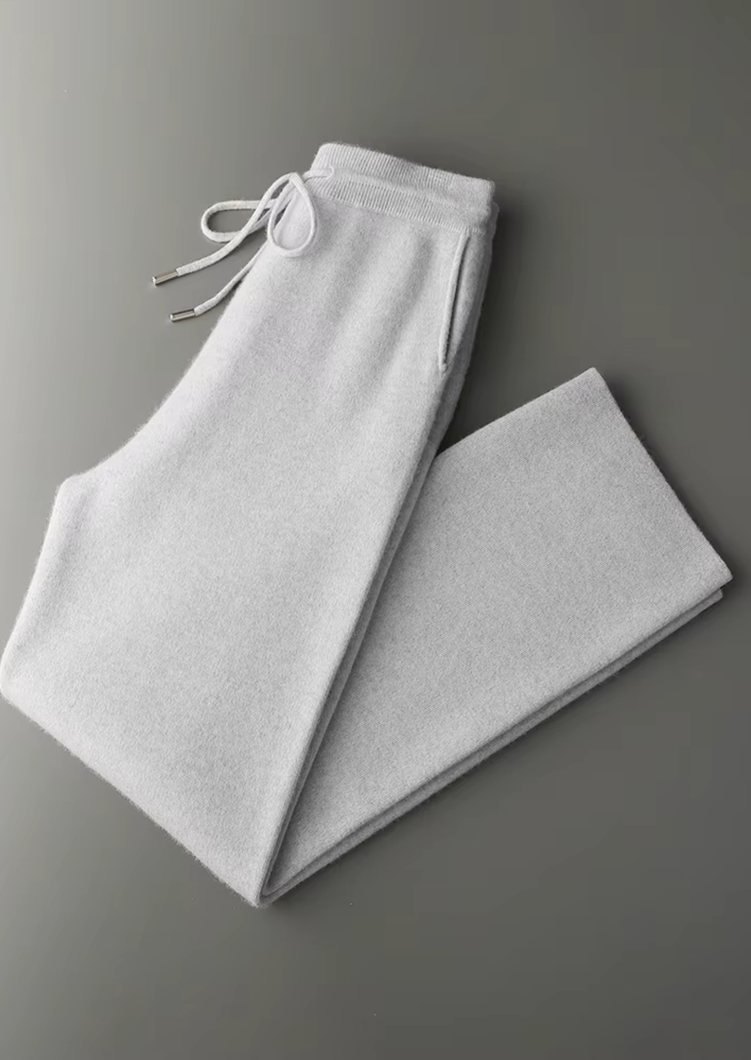 Men’s Wide-Leg Pants with Drawstring Waist