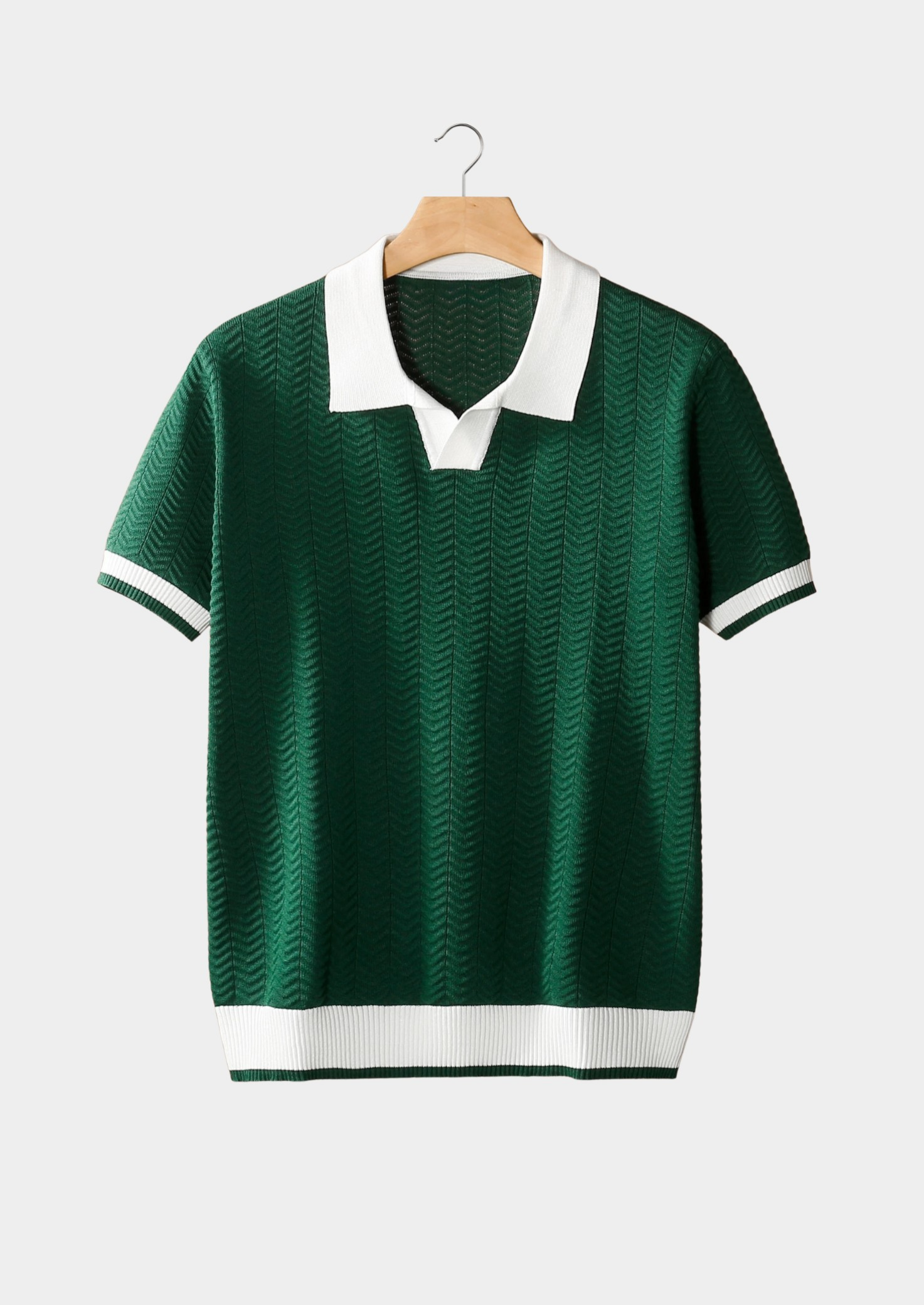 Men’s Chevron-Textured Knit Polo Shirt with Contrast Trim