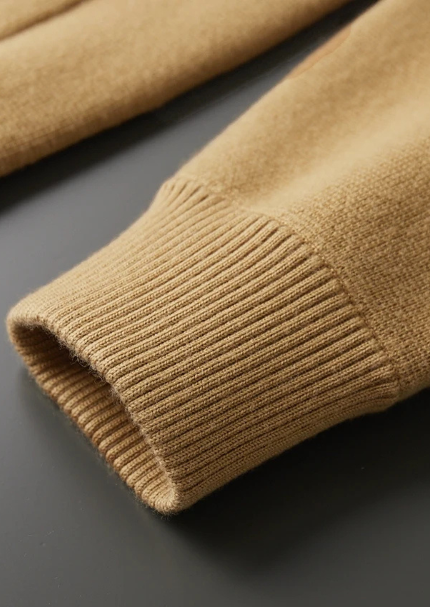 Men’s Button-Front Knit Cardigan with Flap Pockets