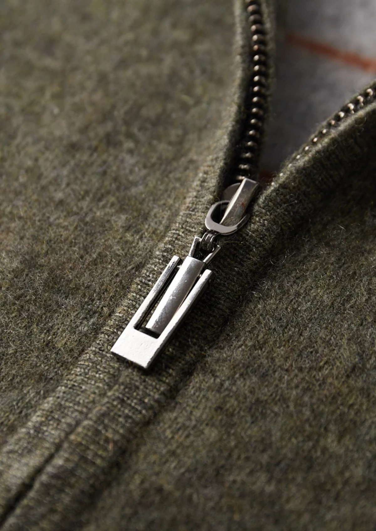 Men’s Cashmere Full-Zip Cardigan with Stand Collar
