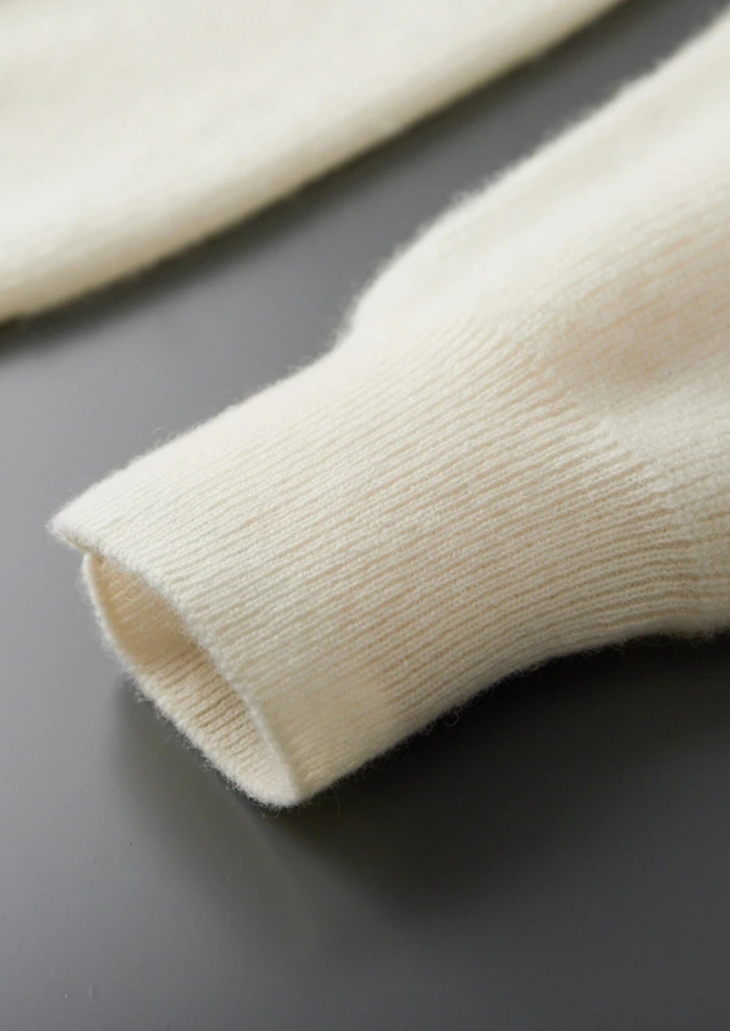 Men’s Cashmere Ribbed Half-Zip Sweater