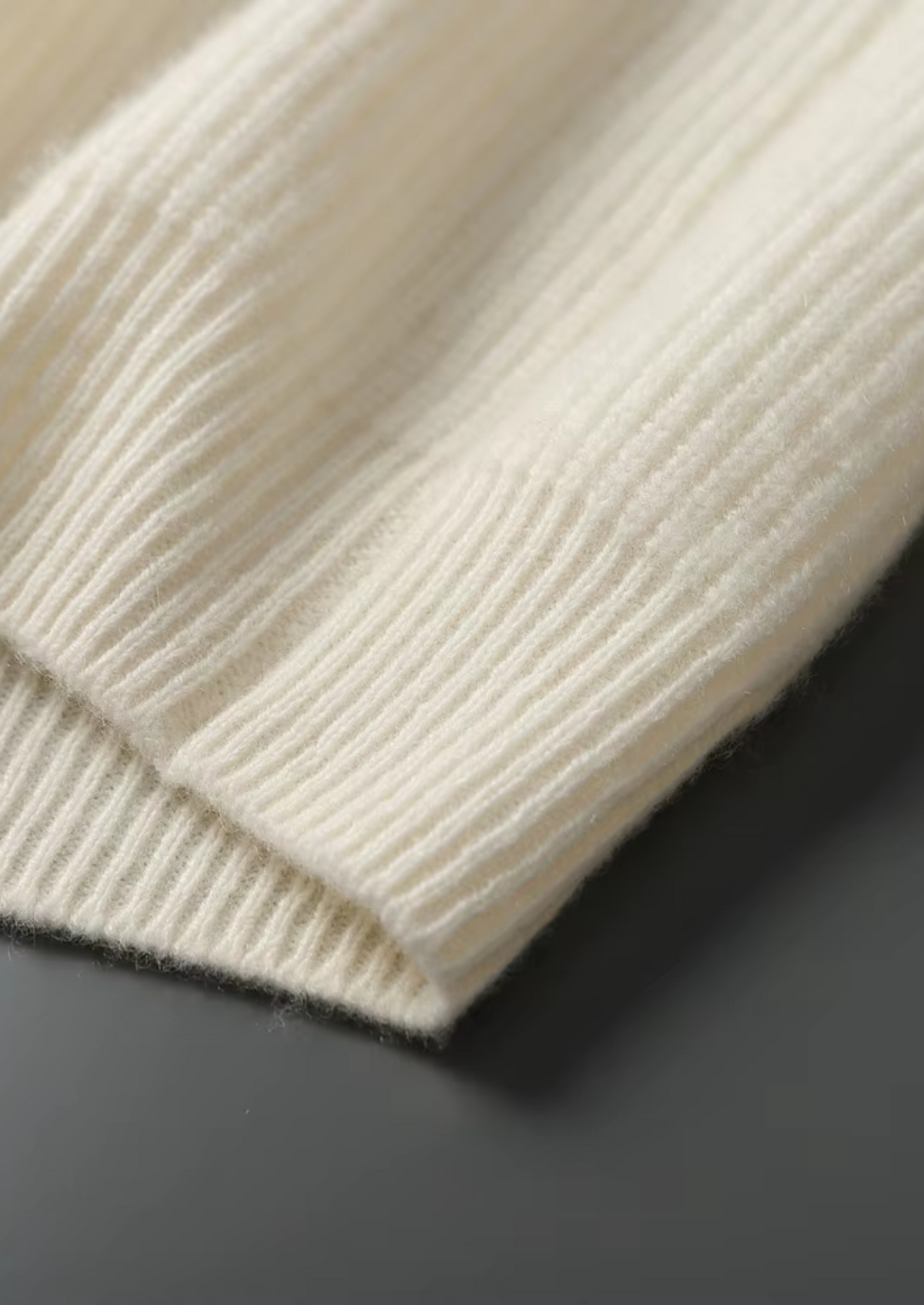 Men's Cashmere Ribbed V-Neck Pullover Sweater