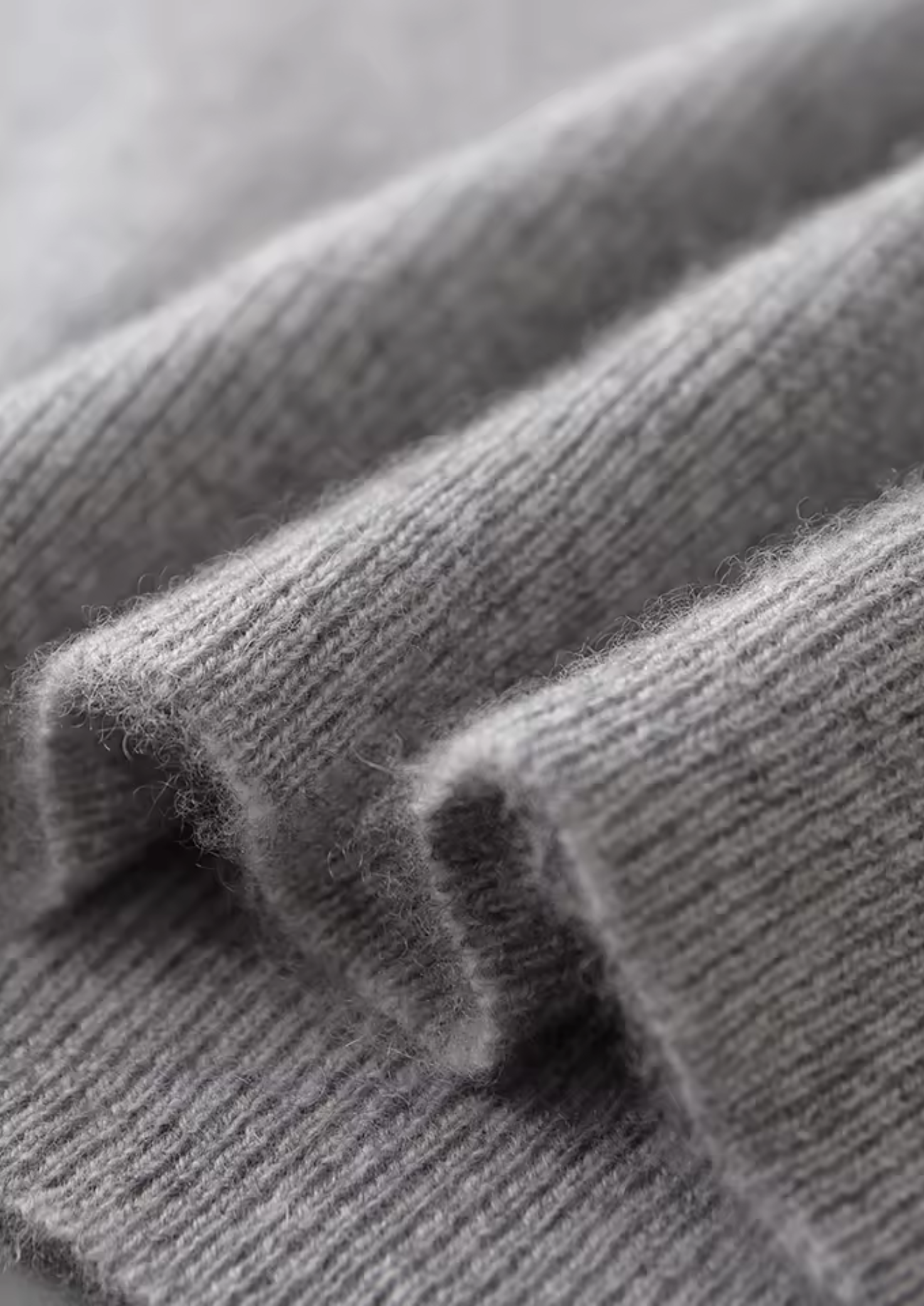 Men’s Crewneck Sweater Vest with Chest Pocket