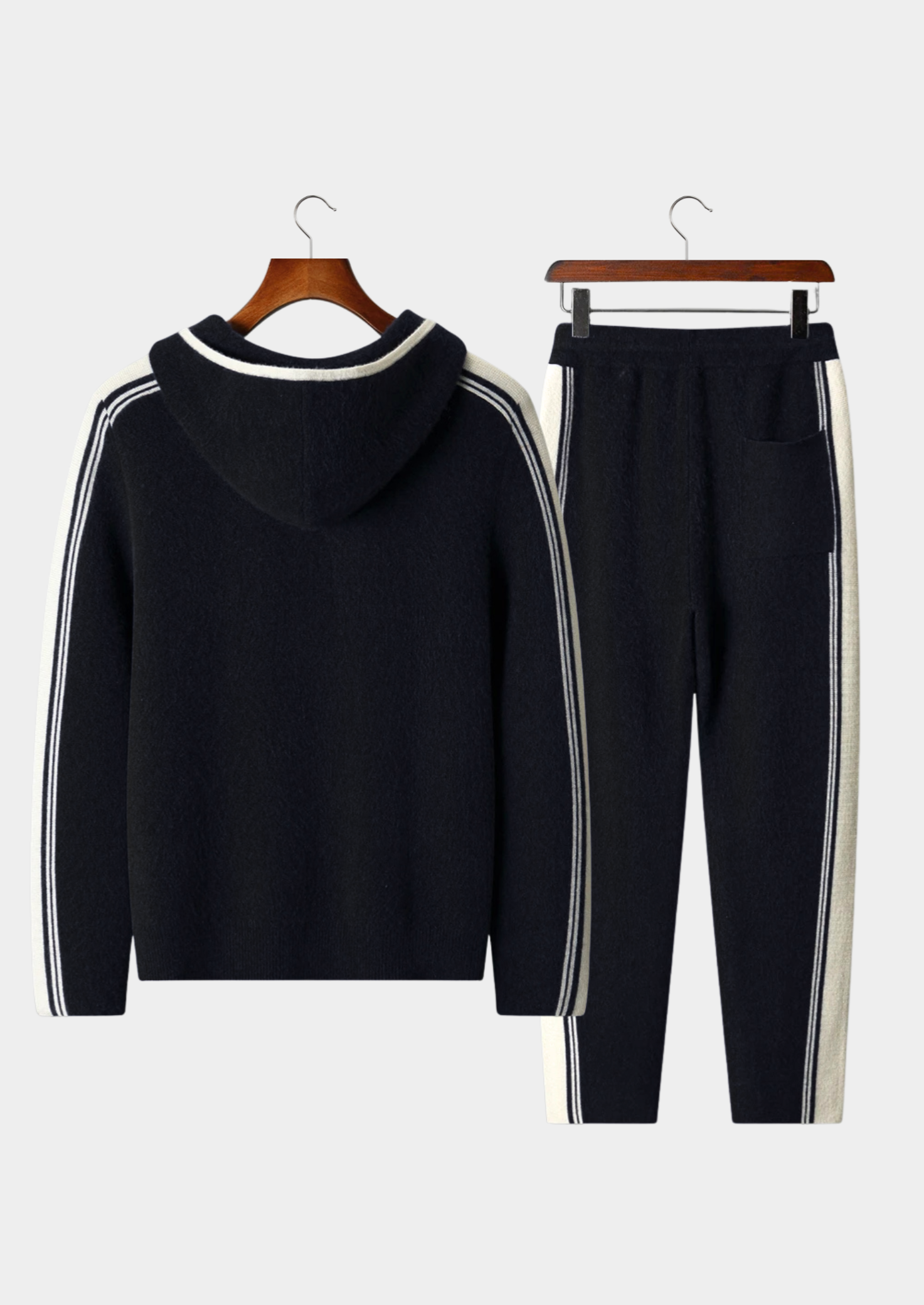 Men’s Full-Zip Two-Piece Set with Contrast Stripes