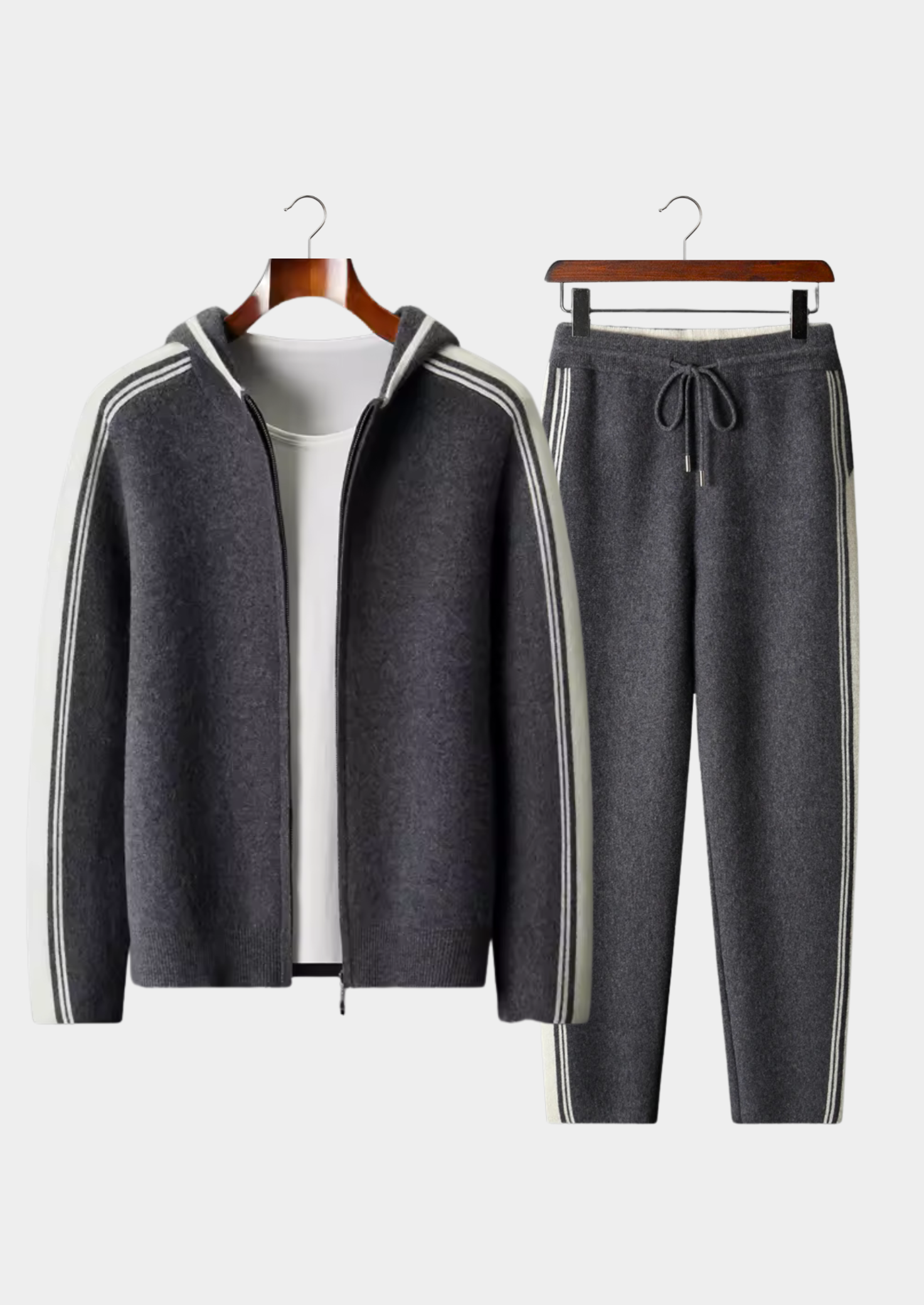 Men’s Full-Zip Two-Piece Set with Contrast Stripes