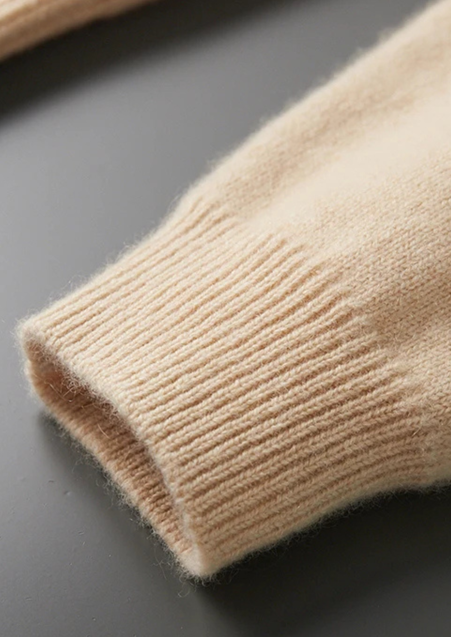 Men’s Merino Wool Knit Pullover Hoodie with Ribbed Trim