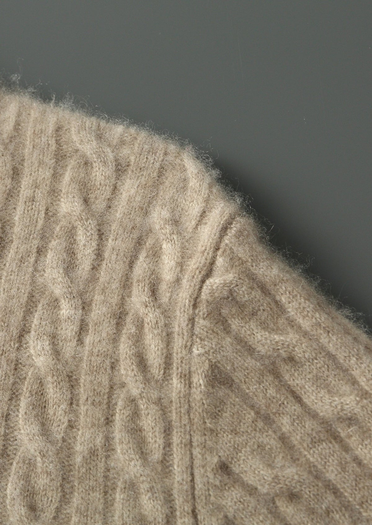 Men's Merino Wool Cable Knit Full-Zip Cardigan