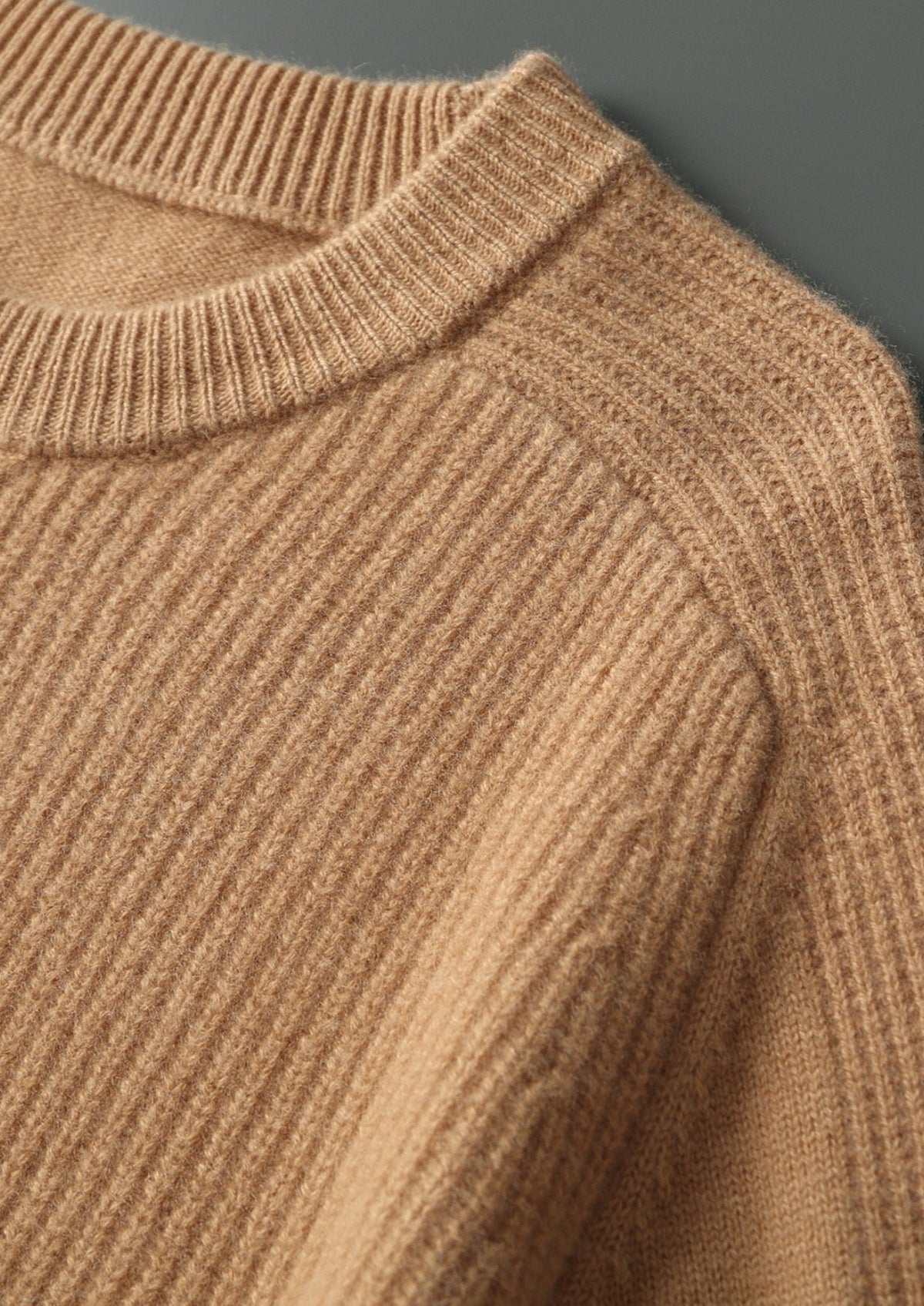 Men's Merino Wool Ribbed Crewneck Sweater with Ribbed Cuffs