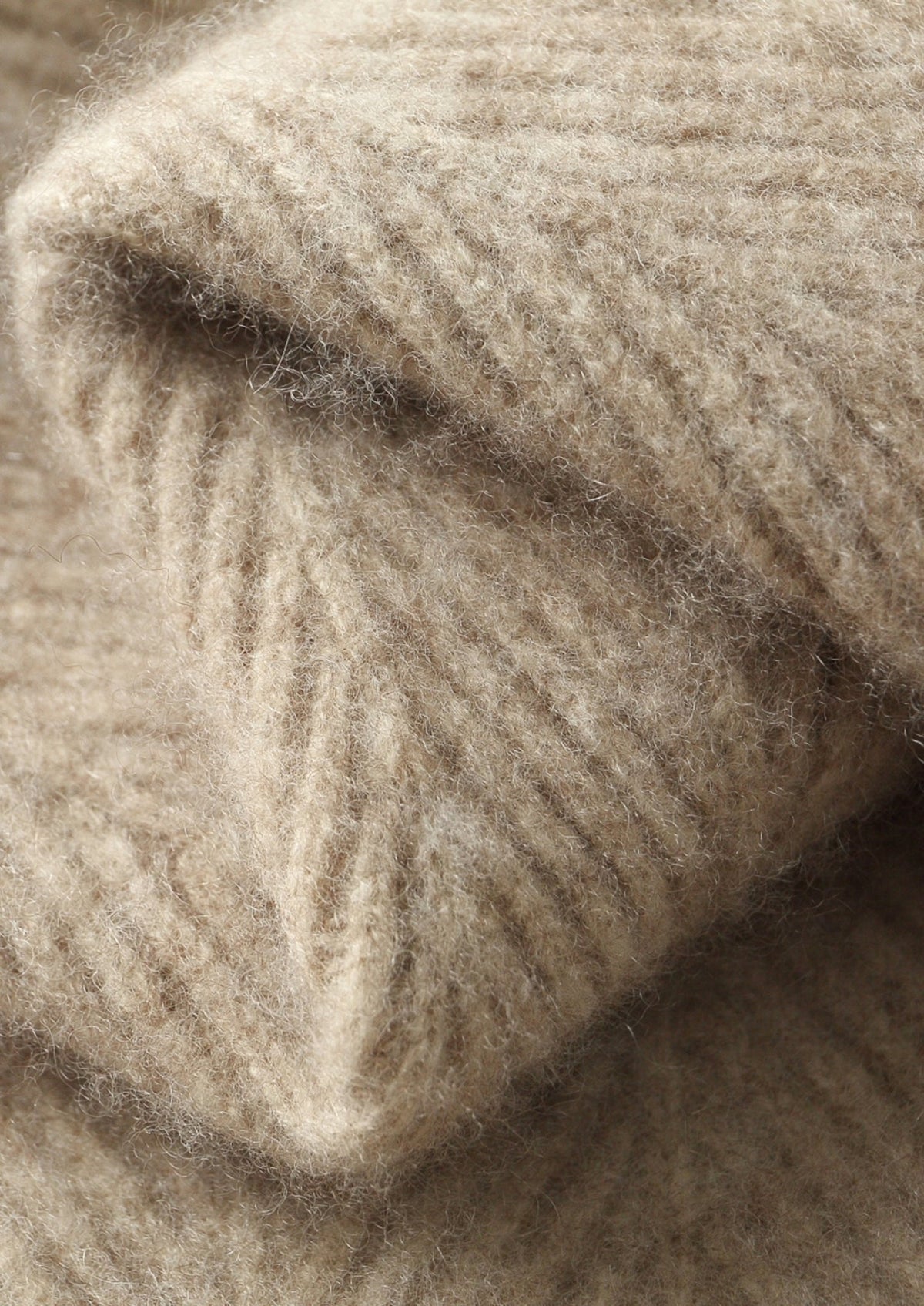 Men's Merino Wool Herringbone Quarter-Zip Sweater