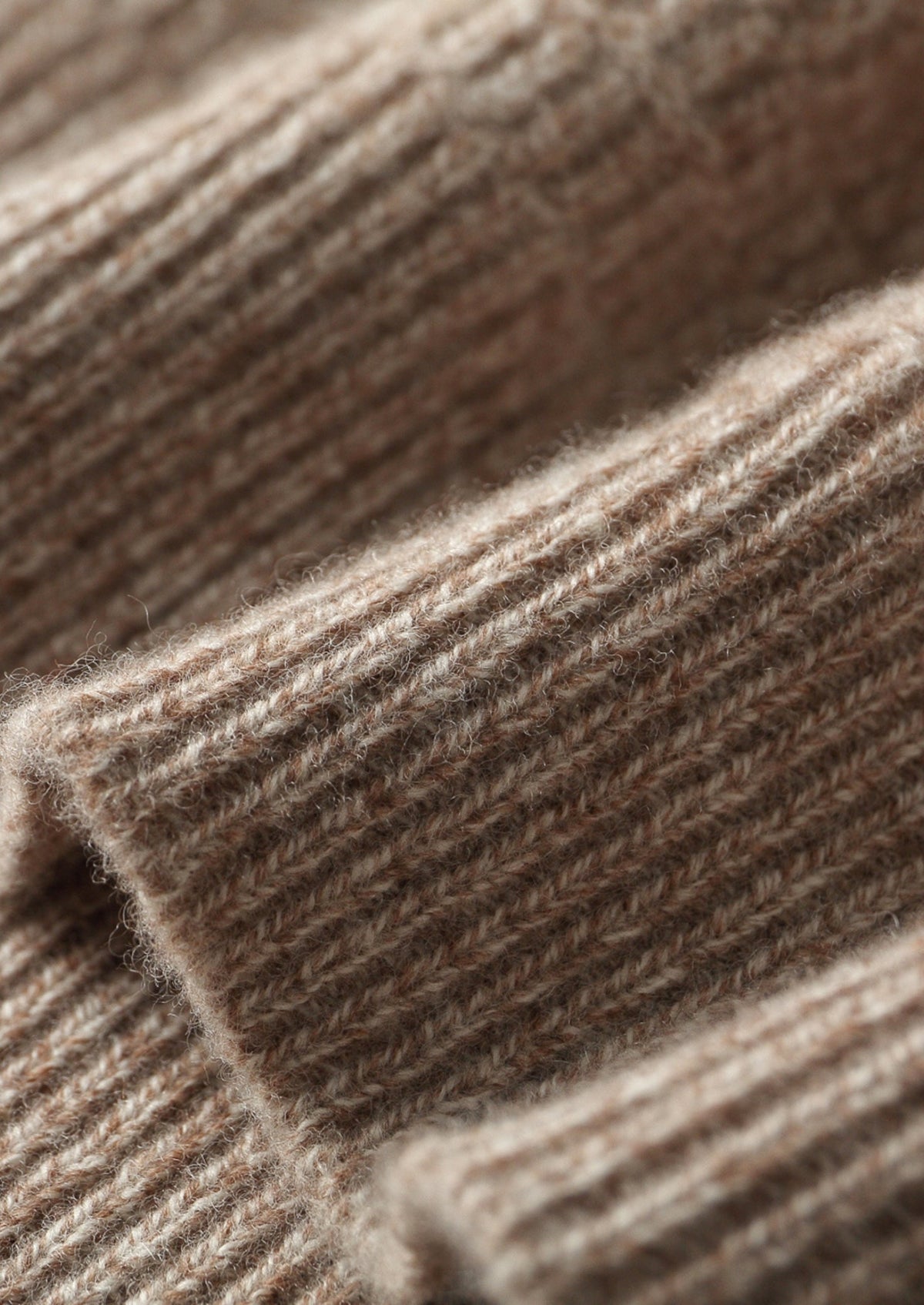 Men's Merino Wool Textured Funnel Neck Quarter-Zip Sweater