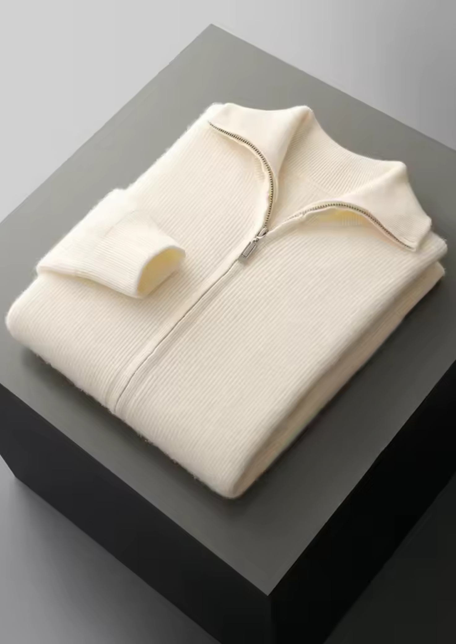 Men’s Ribbed Full-Zip Cardigan with Fold-Down Collar