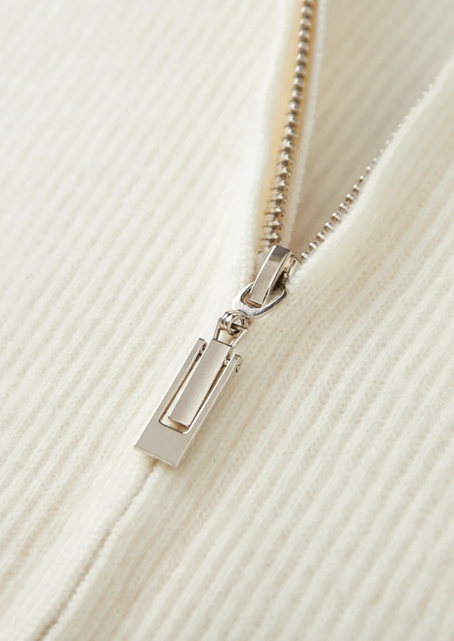 Men’s Ribbed Full-Zip Cardigan with Fold-Down Collar