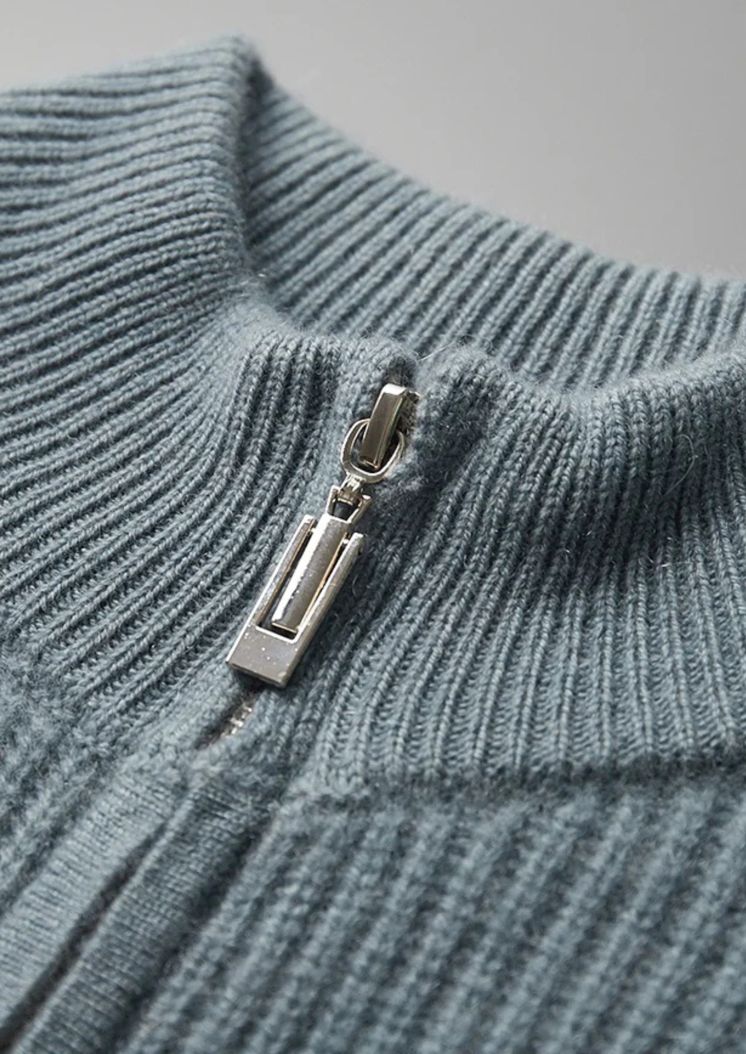 Men’s Ribbed Knit Zip-Up Cardigan with Mock Neck