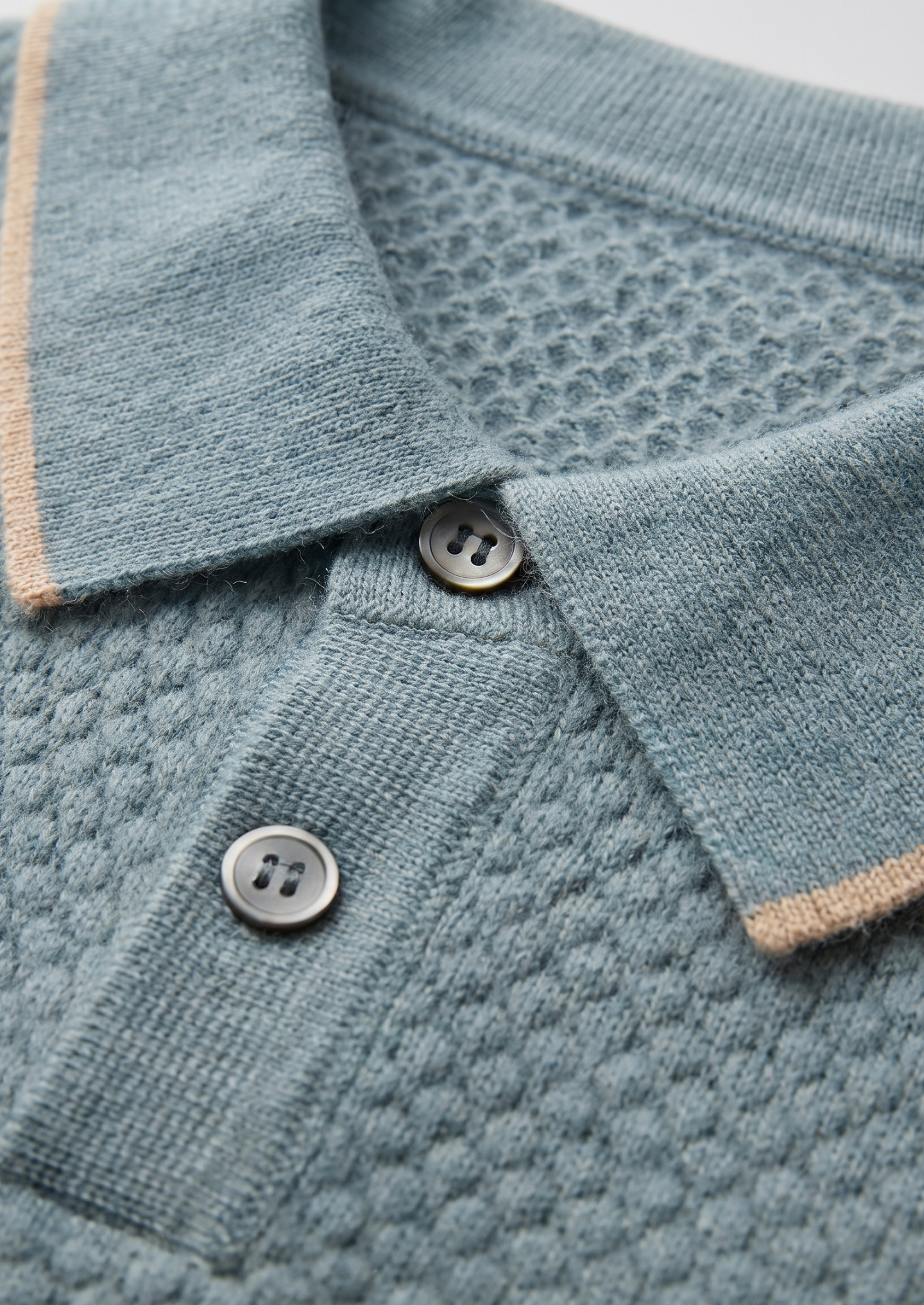 Men’s Textured Knit Polo Shirt with Contrast Trim