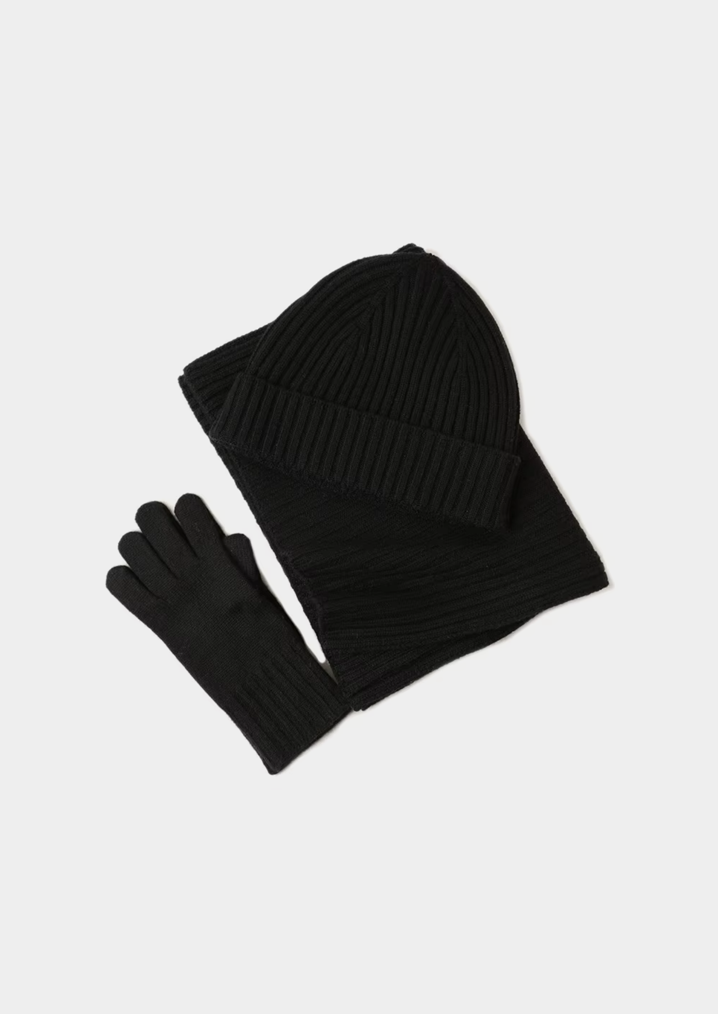 Men’s Three-Piece Ribbed Knit Beanie, Scarf and Gloves Set