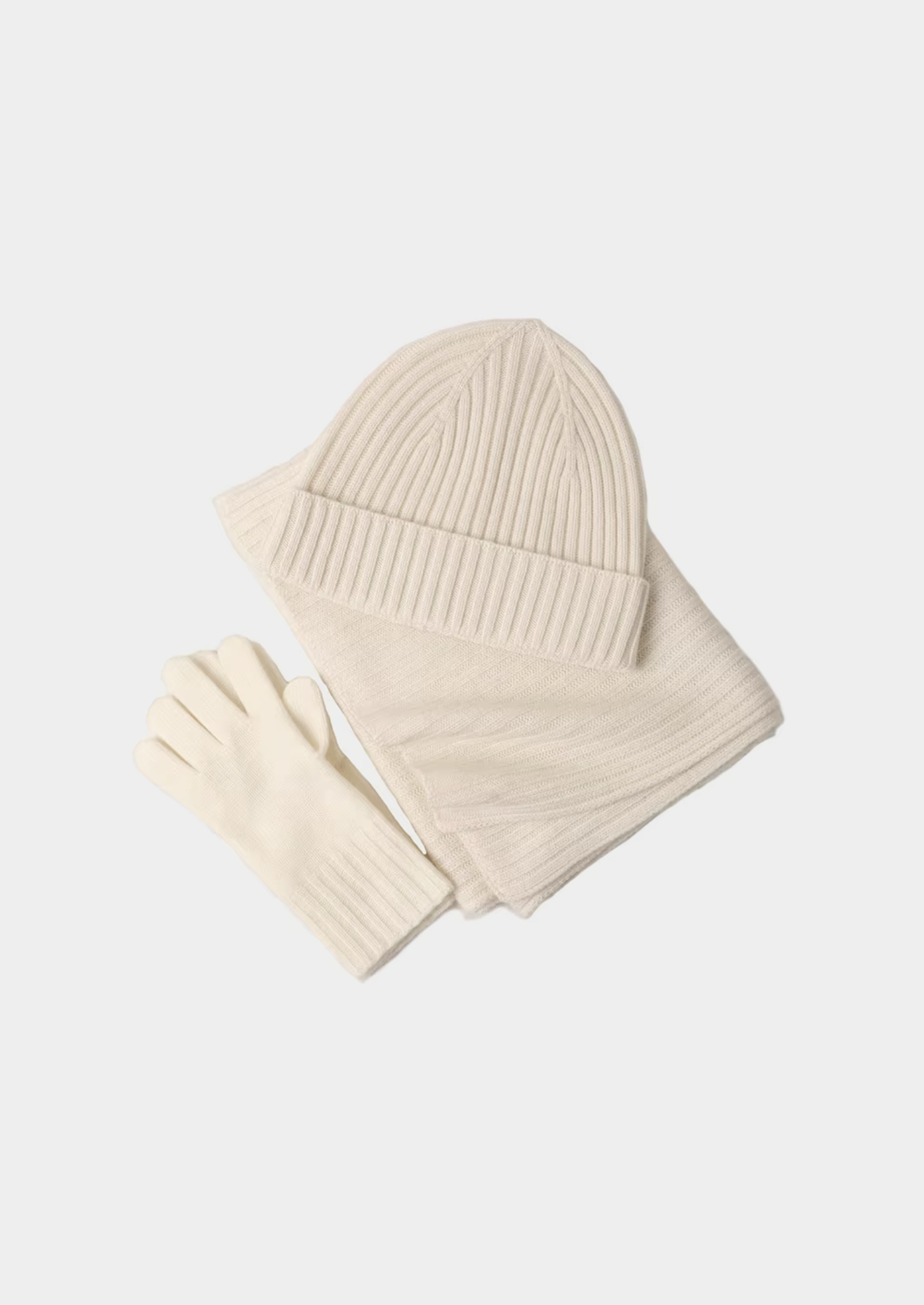 Men’s Three-Piece Ribbed Knit Beanie, Scarf and Gloves Set