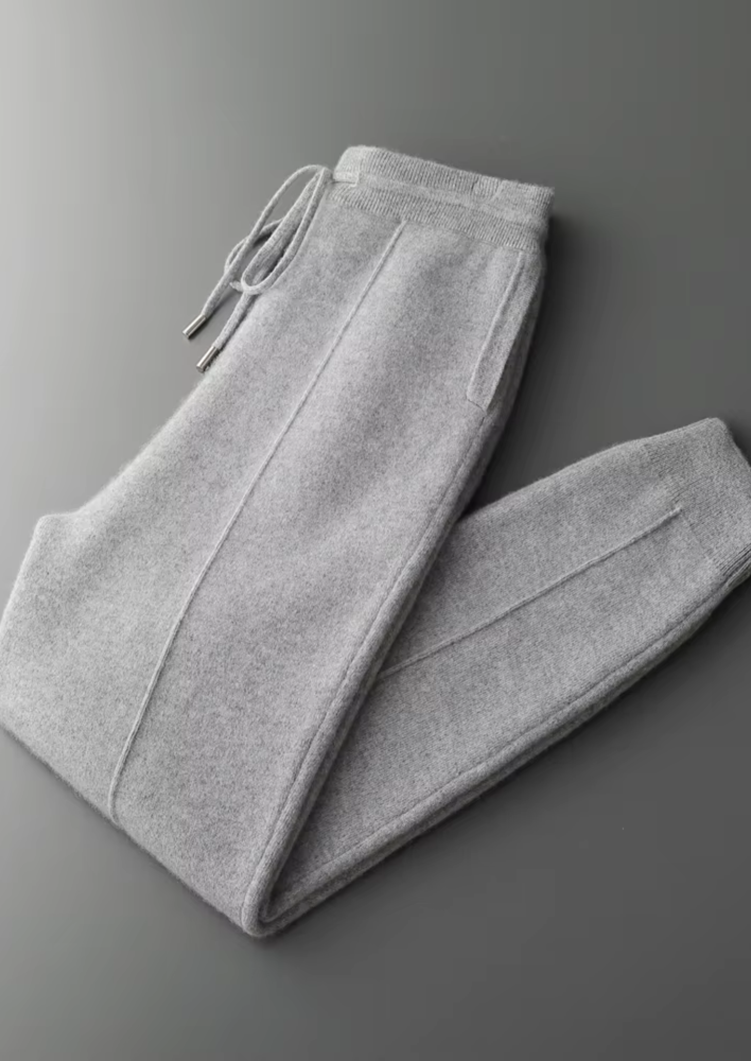 Men’s Two-Piece Zip-Up Jacket and Drawstring Pants Set