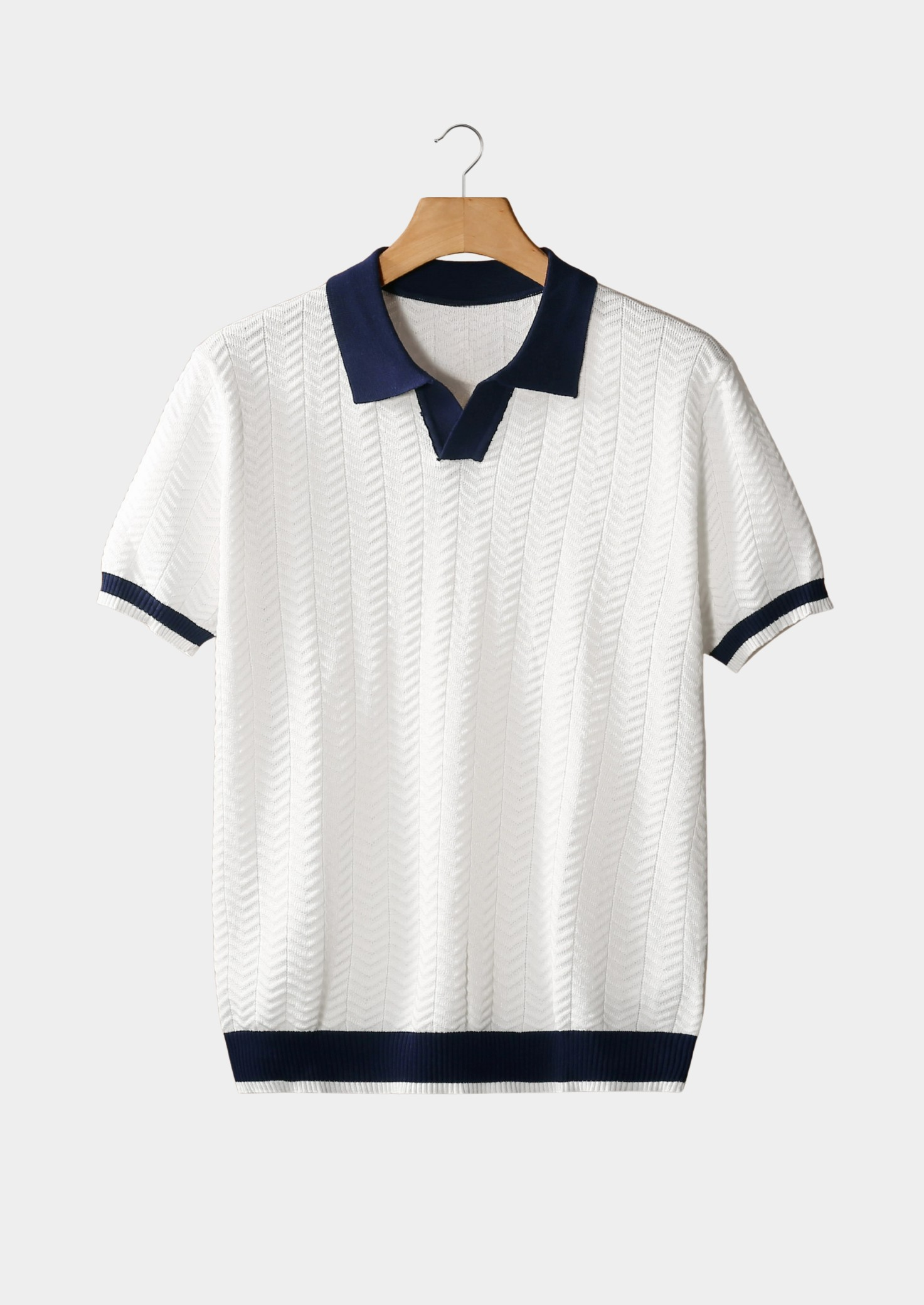 Men’s Chevron-Textured Knit Polo Shirt with Contrast Trim